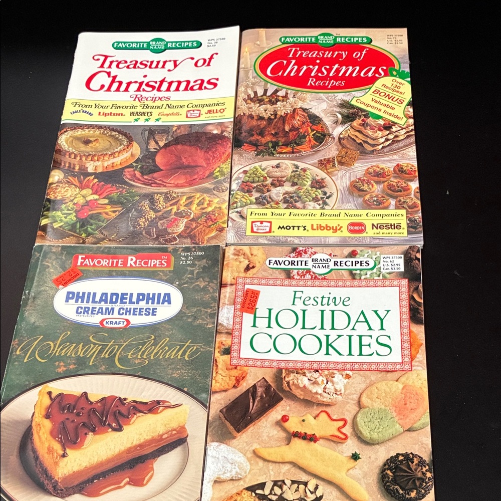 Treasury of Christmas Recipe cookBook Set